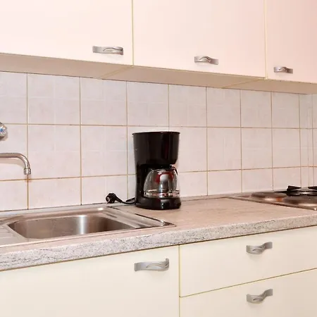 Alduk With Terrace And The Sea View