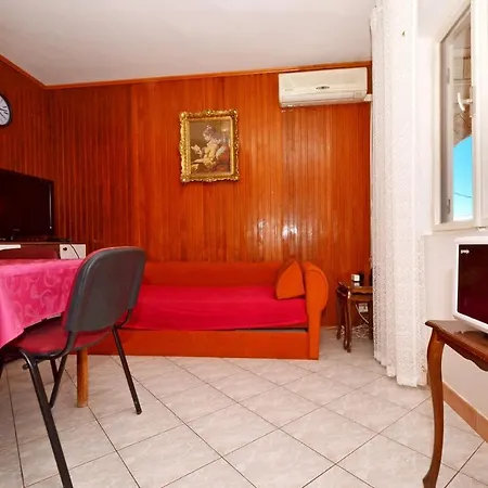 Alduk With Terrace And The Sea View Apartmán *