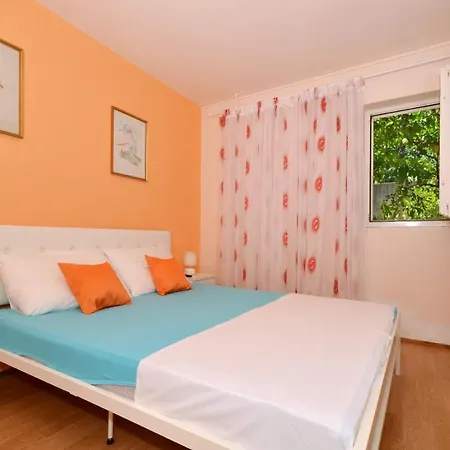 Apartmán Alduk With Terrace And The Sea View Trogir