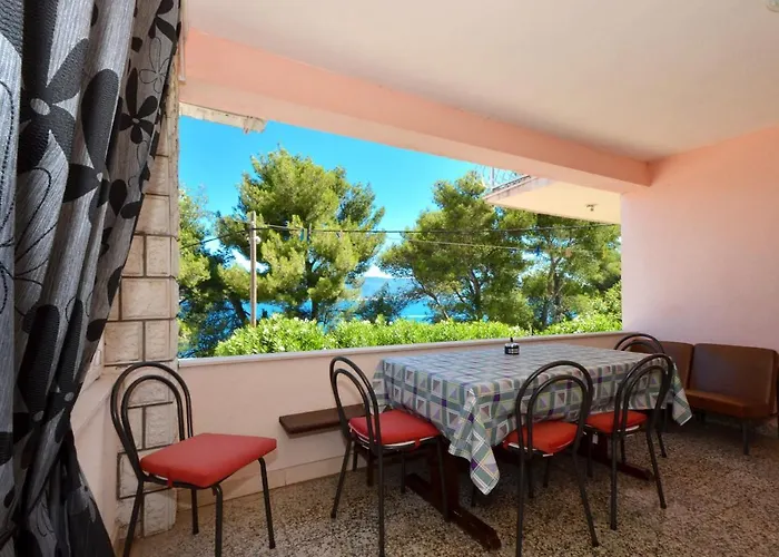 Alduk With Terrace And The Sea View Daire *
