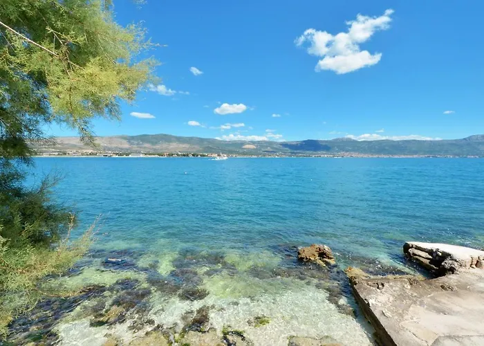 Daire Alduk With Terrace And The Sea View *