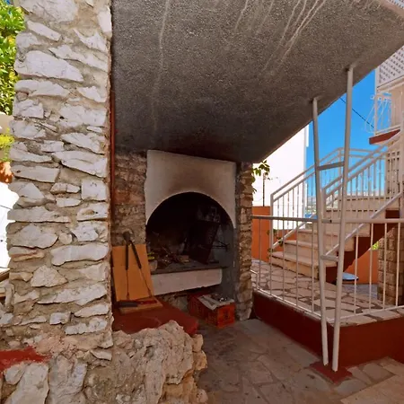 Alduk With Terrace And The Sea View * Trogir